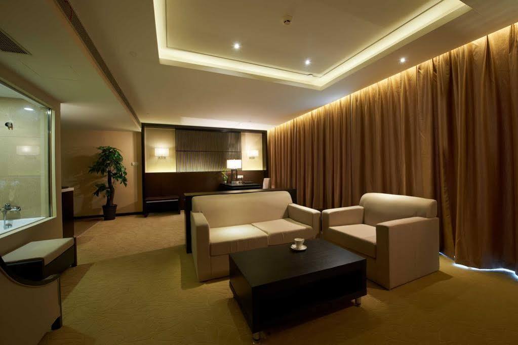 Swiss-Belhotel Liyuan Wuxi  Exterior foto